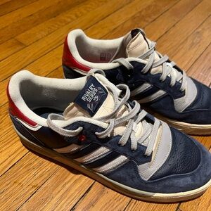 adidas Rivalry Low Extra Butter Navy Sneakers